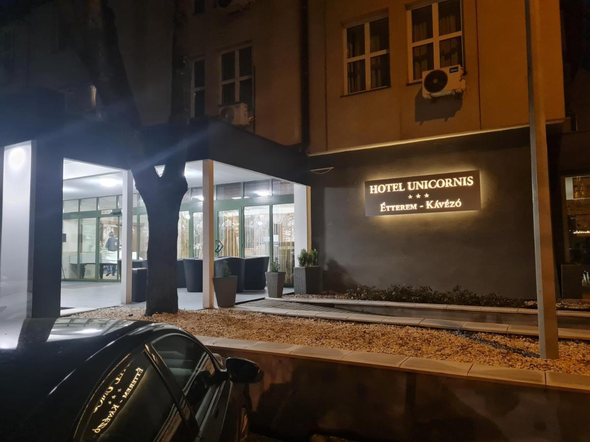 Hotel Unicornis Eger Eksteriør bilde